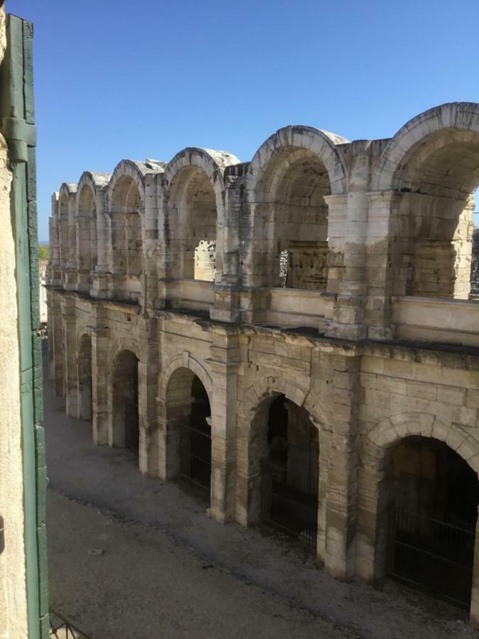 ארל Studio Avec Vue Sur Les Arenes מראה חיצוני תמונה
